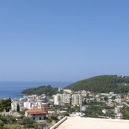Family Apartments Himara Kültér fotó