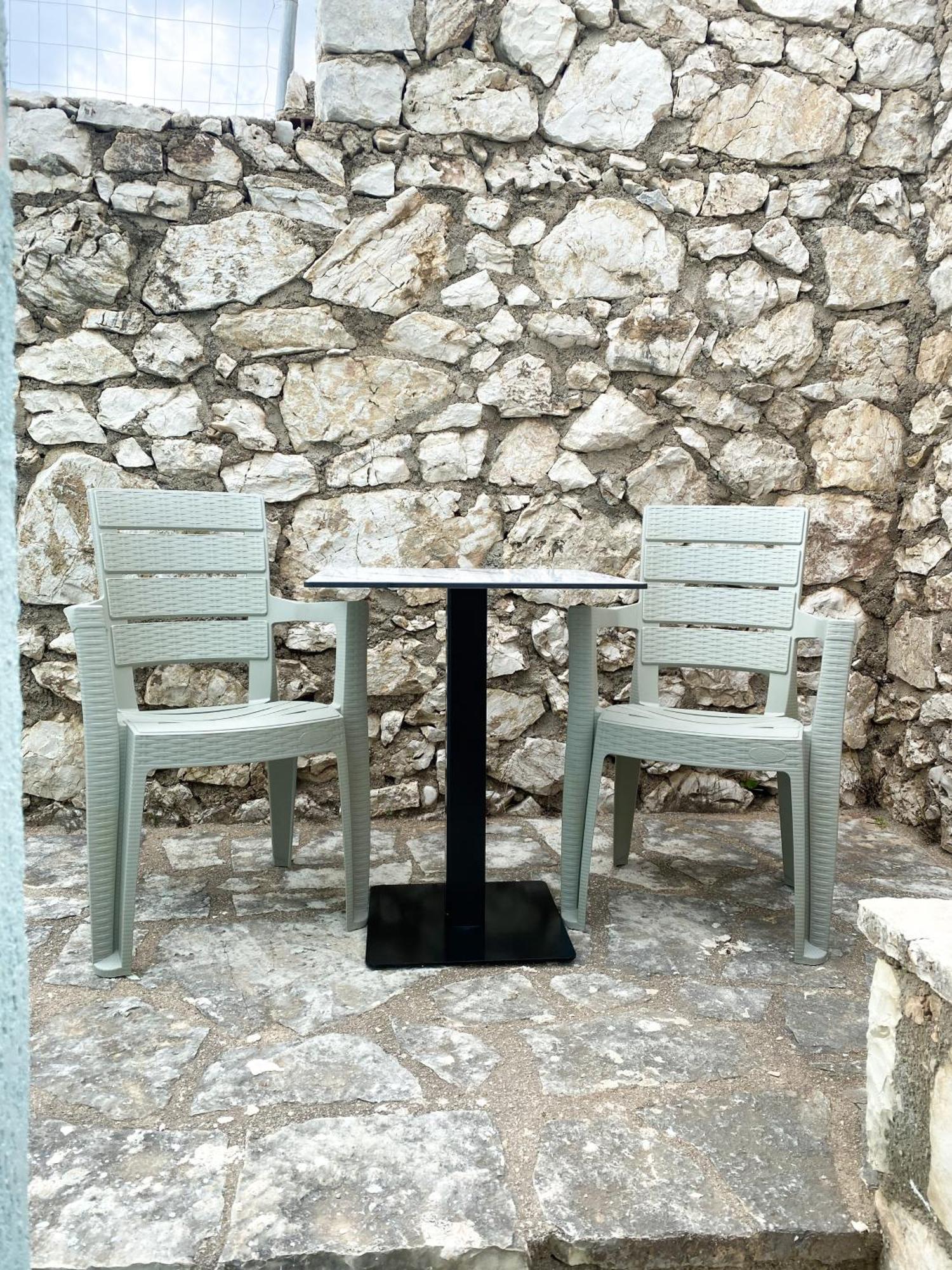 Family Apartments Himara Kültér fotó